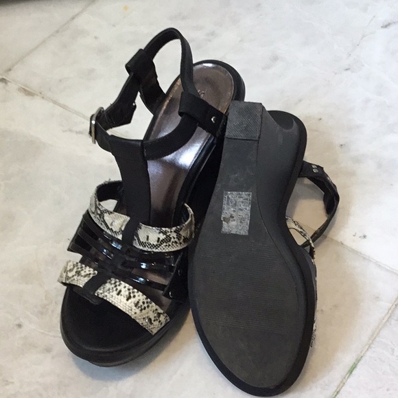 Platform Sandals, “Call it Spring” - Picture 3 of 8